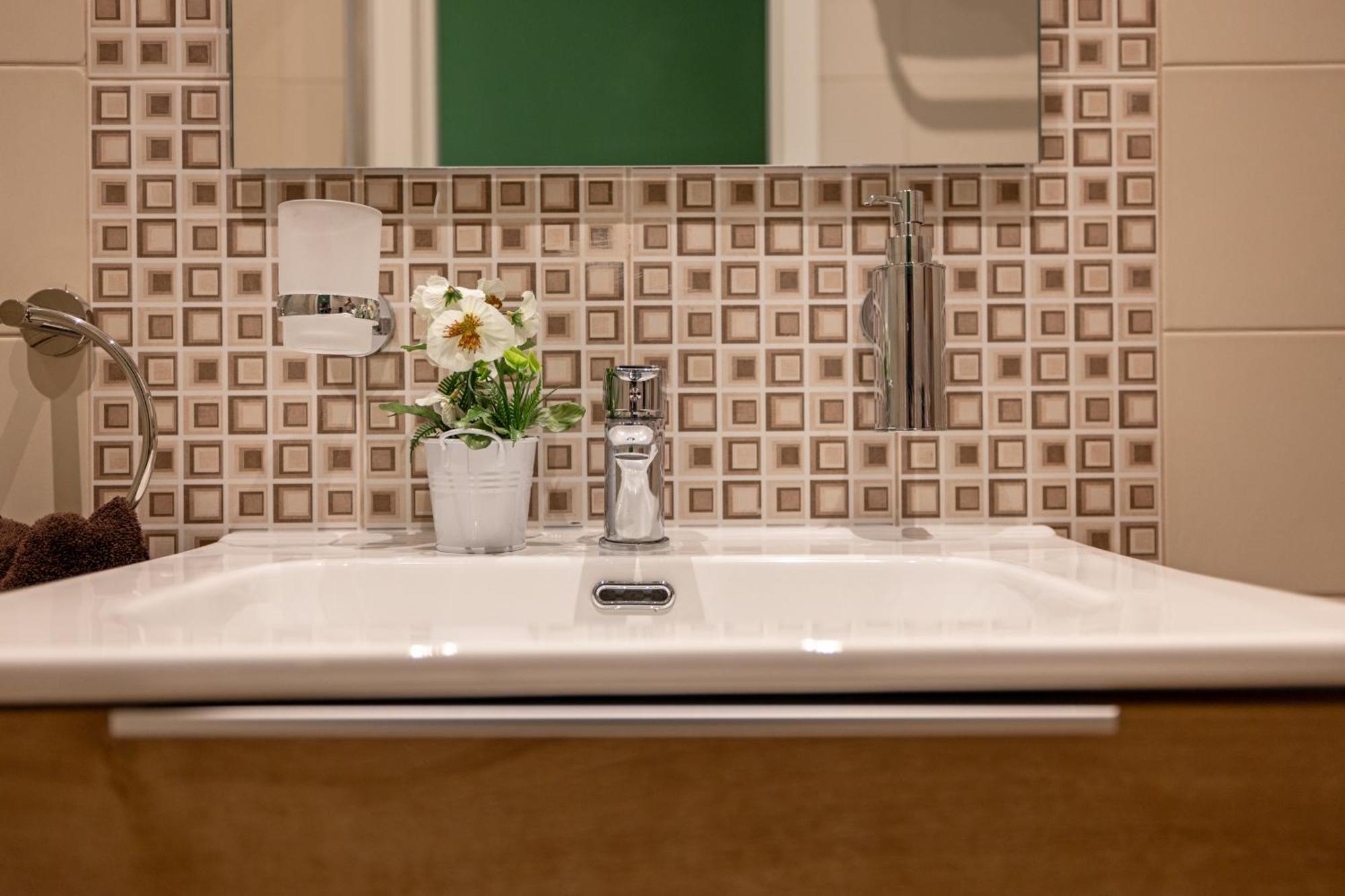 Encanto Townhouse Sliema Luaran gambar